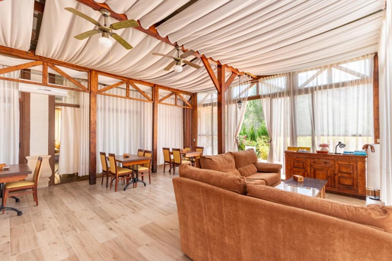 פינסטראט Hotel Finca Fabiola (Adults Only) מראה חיצוני תמונה